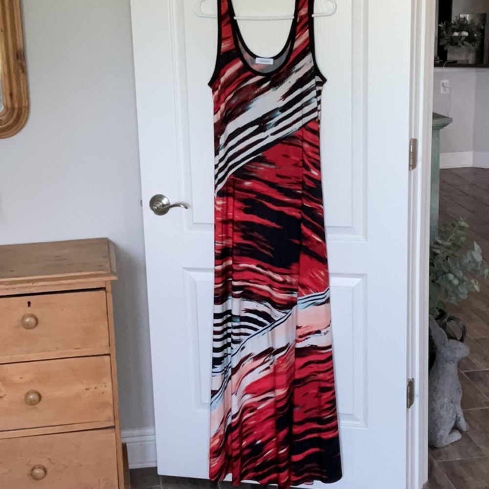 Calvin Klein elegant Red and Black Maxi Dress